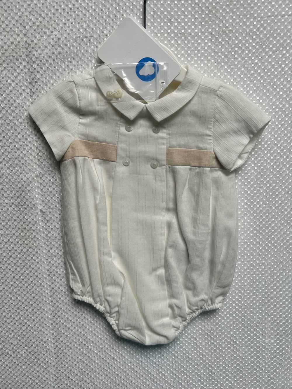 Mayoral Cream & Beige Cotton blend Short-Sleeve Button Romper.NWT